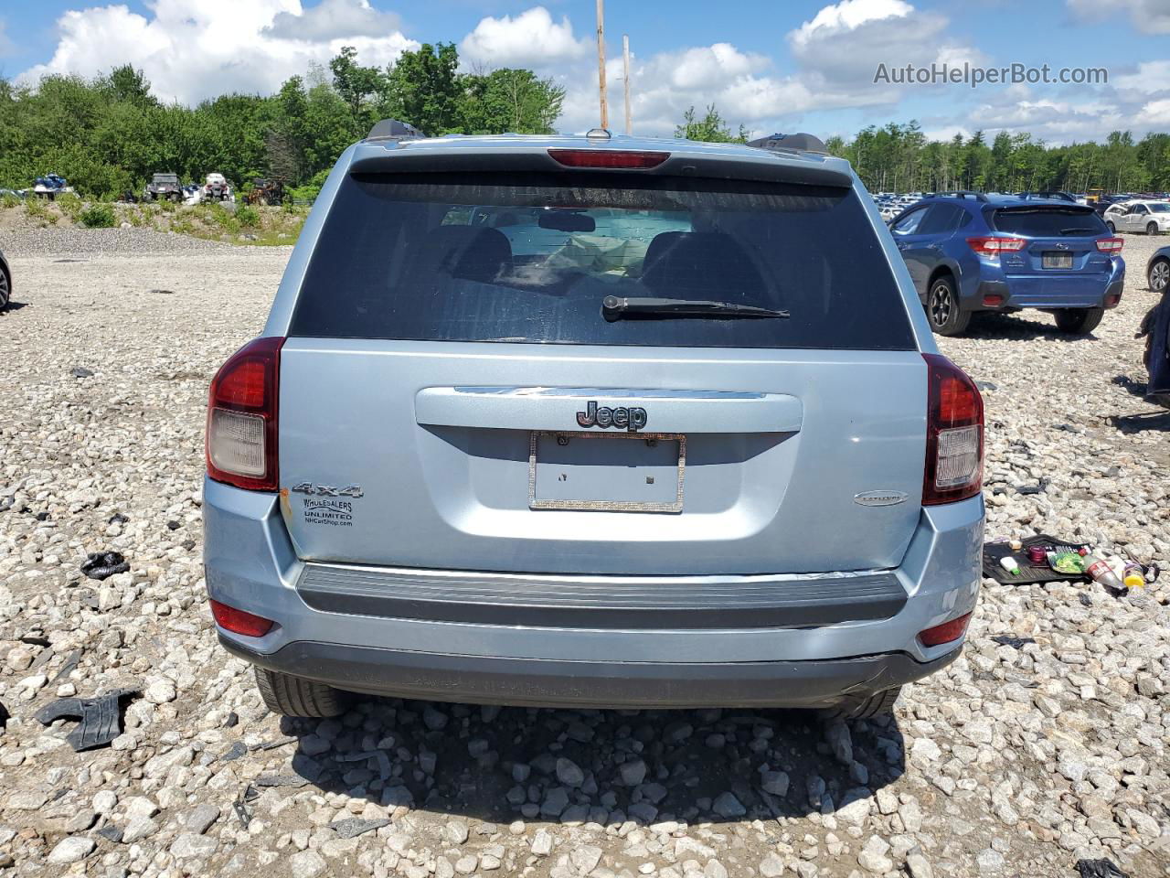 2014 Jeep Compass Latitude Silver vin: 1C4NJDEB3ED546635