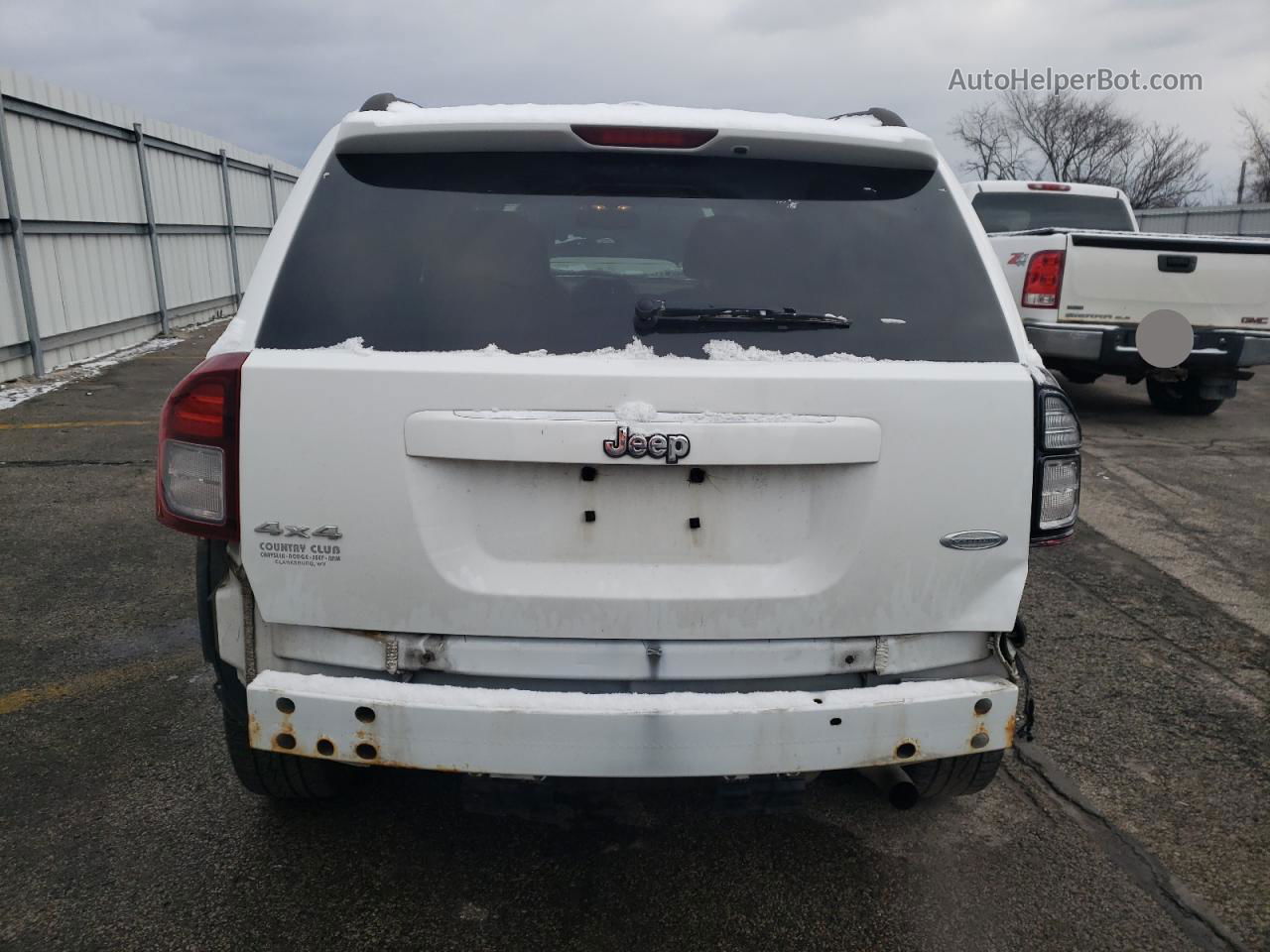 2014 Jeep Compass Latitude White vin: 1C4NJDEB3ED788549