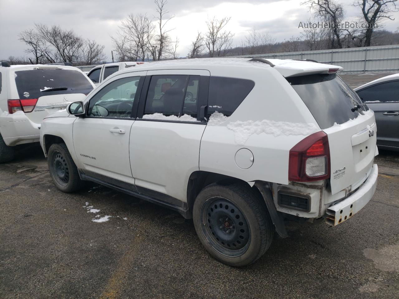 2014 Jeep Compass Latitude White vin: 1C4NJDEB3ED788549