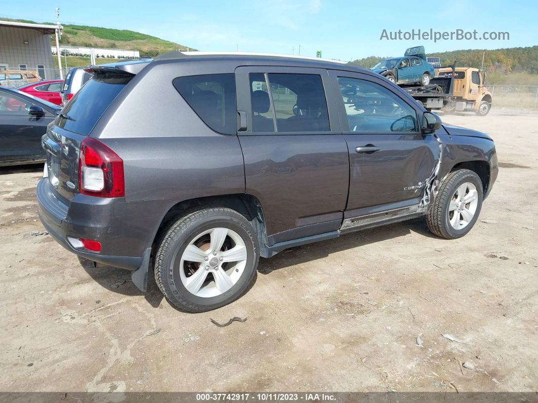 2016 Jeep Compass Latitude Gray vin: 1C4NJDEB3GD618758