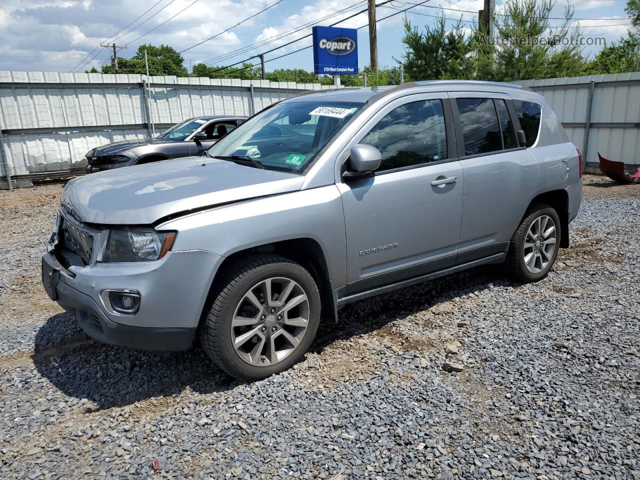 2016 Jeep Compass Latitude Gray vin: 1C4NJDEB3GD696022