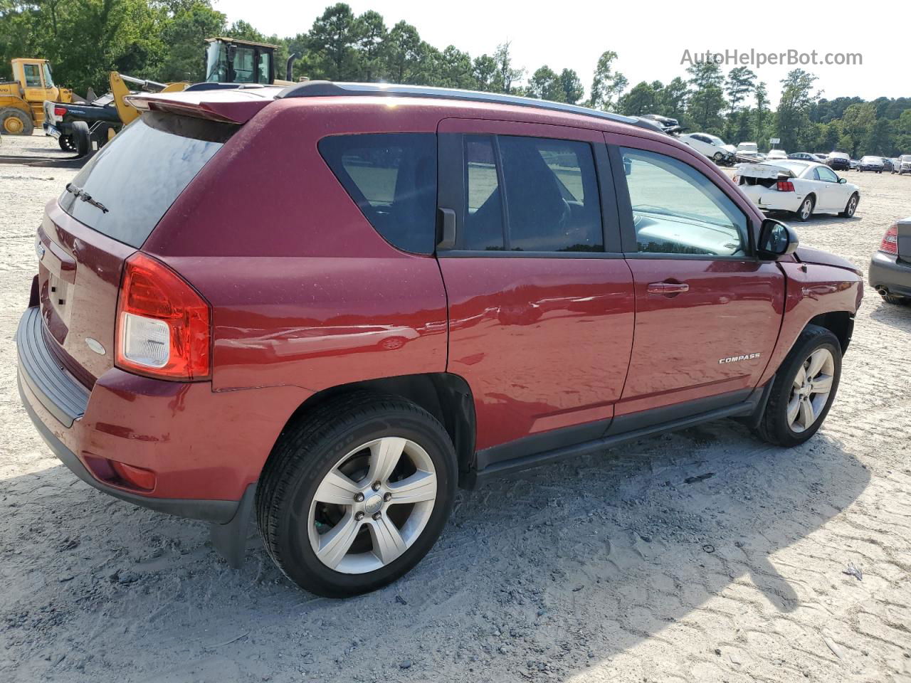 2013 Jeep Compass Latitude Burgundy vin: 1C4NJDEB4DD125747