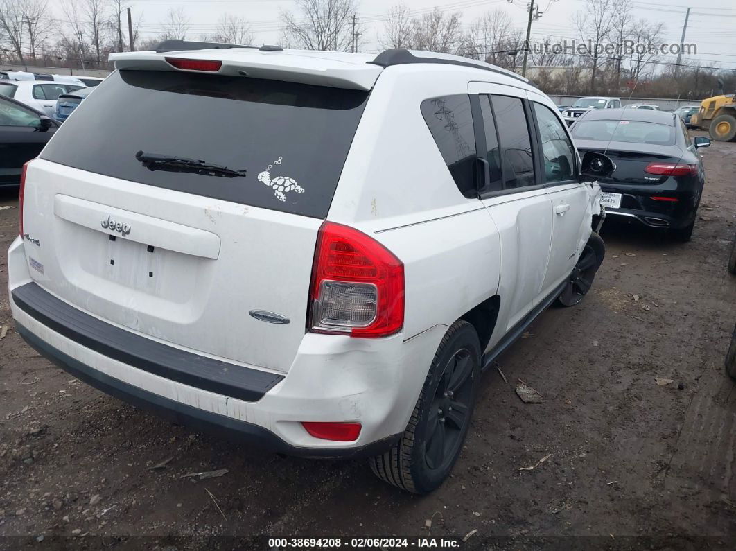 2013 Jeep Compass Latitude White vin: 1C4NJDEB4DD164354