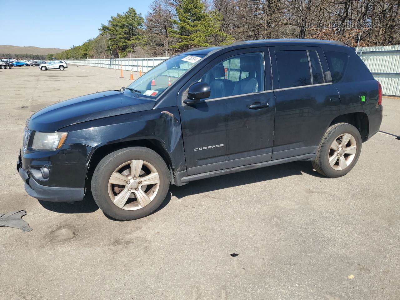 2014 Jeep Compass Latitude Черный vin: 1C4NJDEB4ED532629