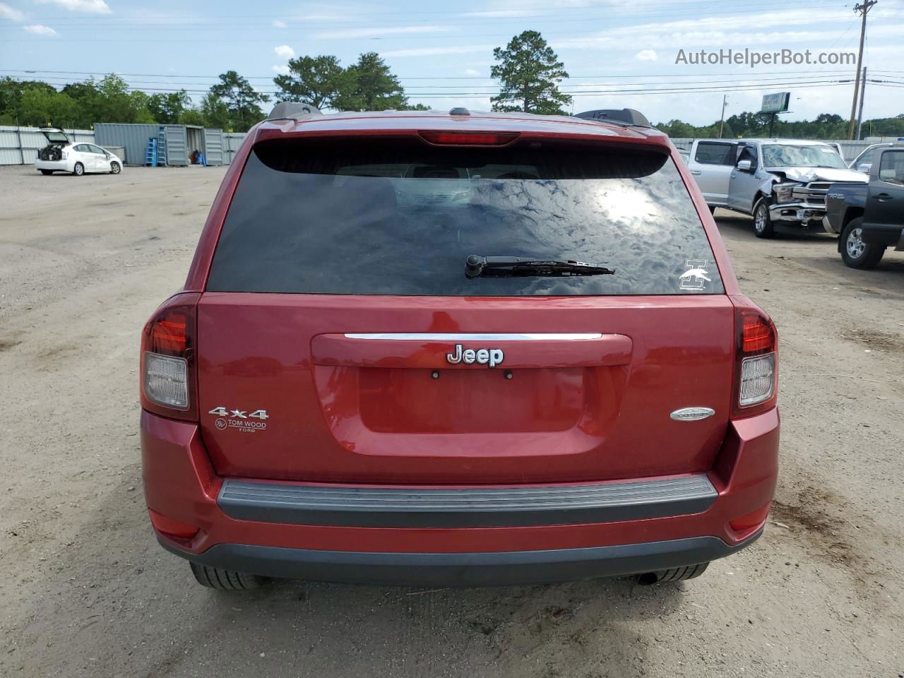 2014 Jeep Compass Latitude Burgundy vin: 1C4NJDEB4ED600282