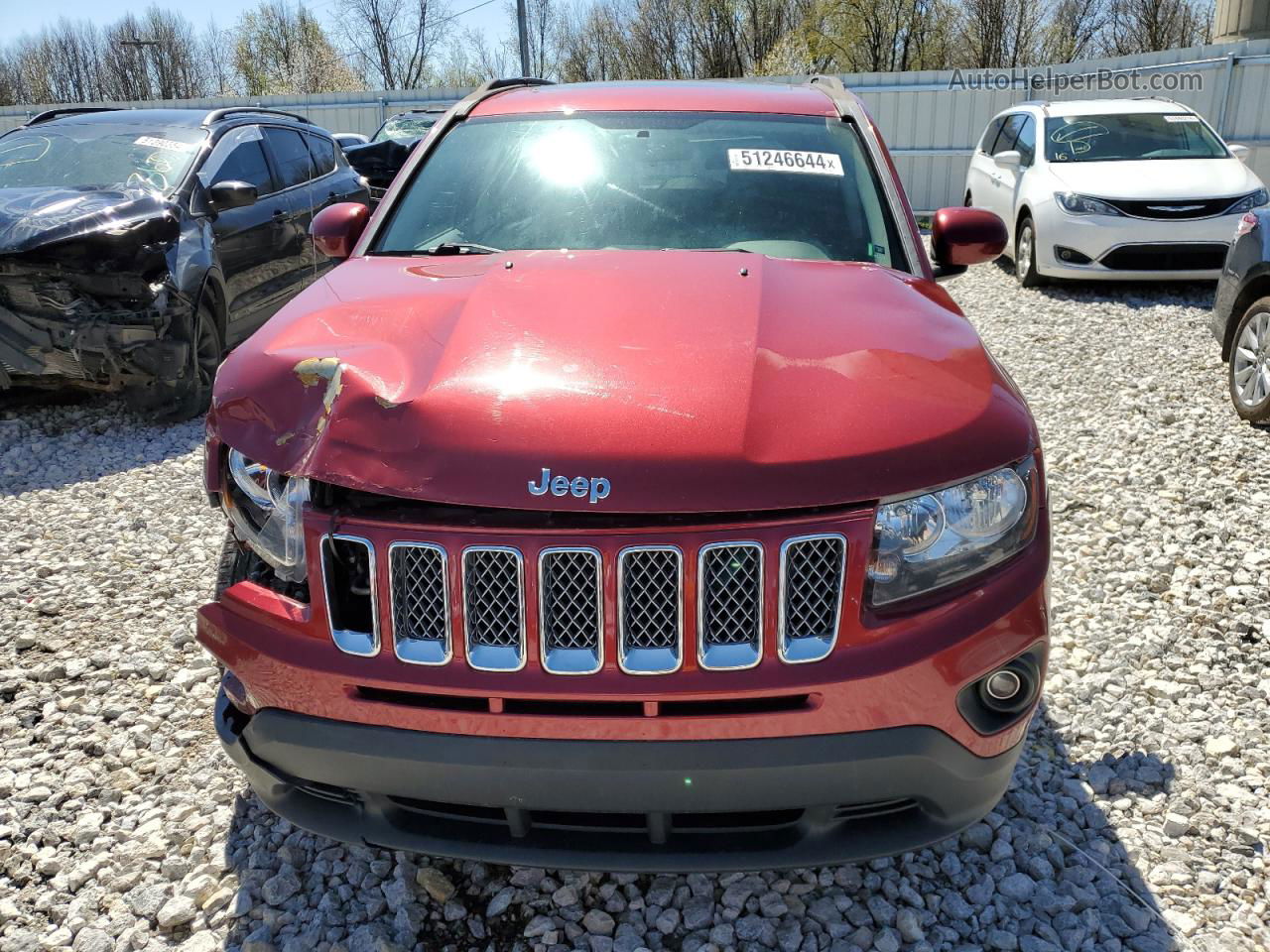 2014 Jeep Compass Latitude Burgundy vin: 1C4NJDEB4ED905071