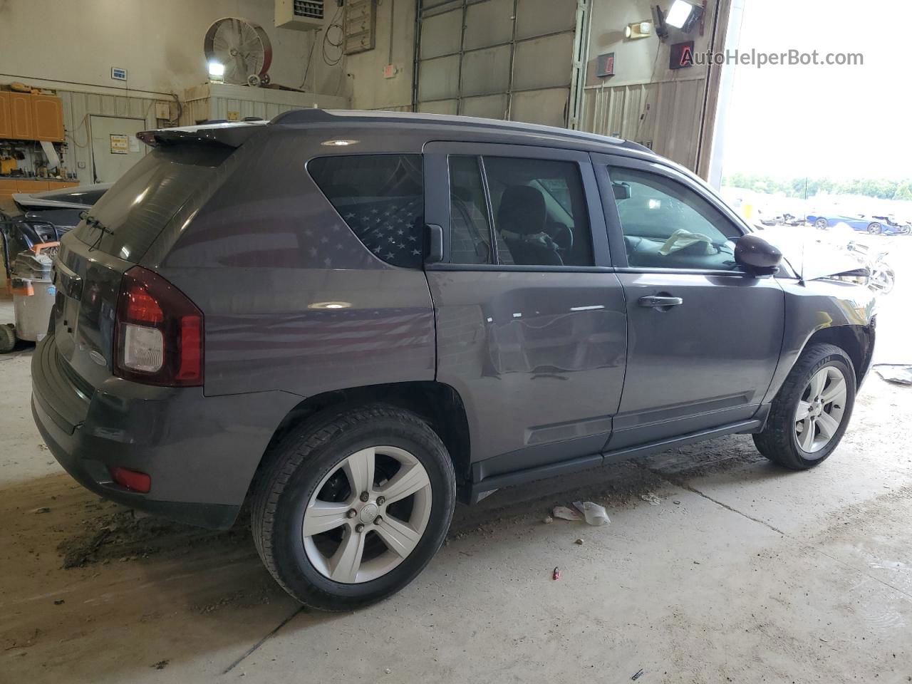 2016 Jeep Compass Latitude Charcoal vin: 1C4NJDEB4GD756082