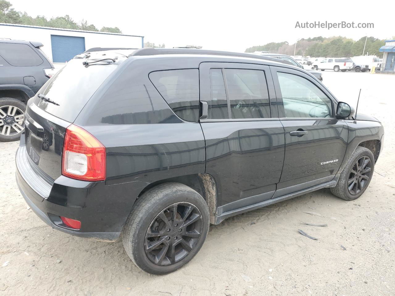 2013 Jeep Compass Latitude Black vin: 1C4NJDEB5DD167490