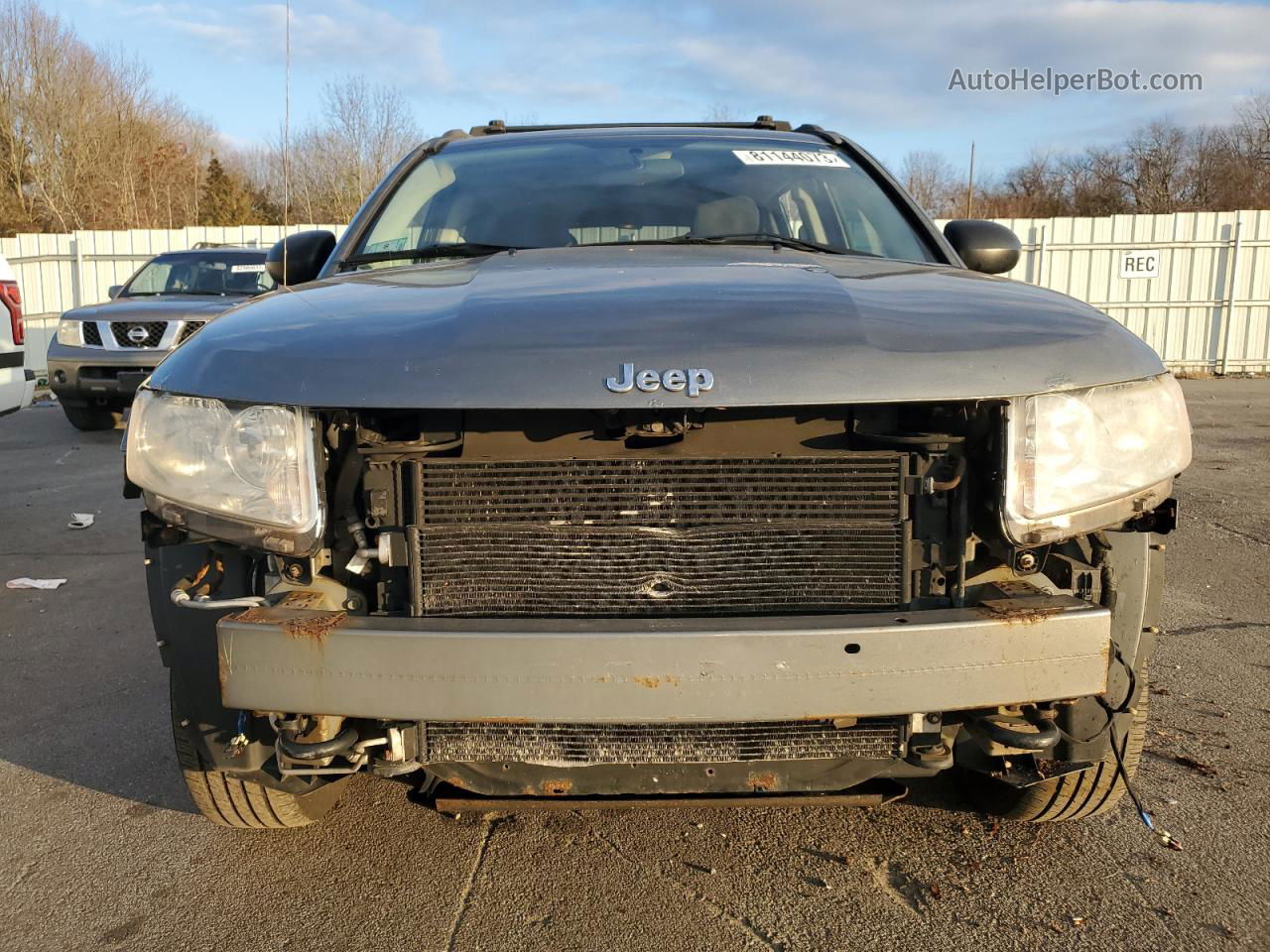 2013 Jeep Compass Latitude Gray vin: 1C4NJDEB5DD274412