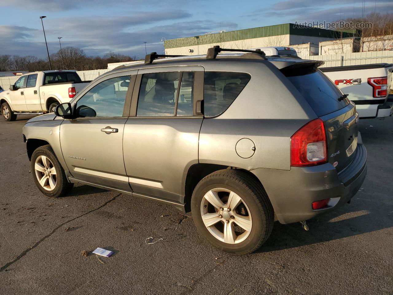 2013 Jeep Compass Latitude Gray vin: 1C4NJDEB5DD274412