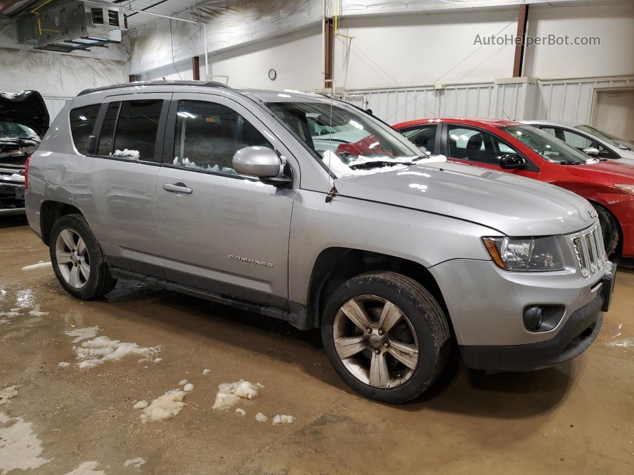 2014 Jeep Compass Latitude Silver vin: 1C4NJDEB5ED858858