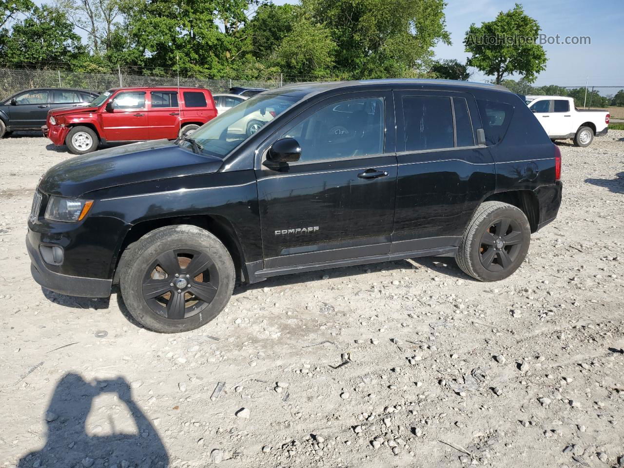 2014 Jeep Compass Latitude Black vin: 1C4NJDEB5ED898390