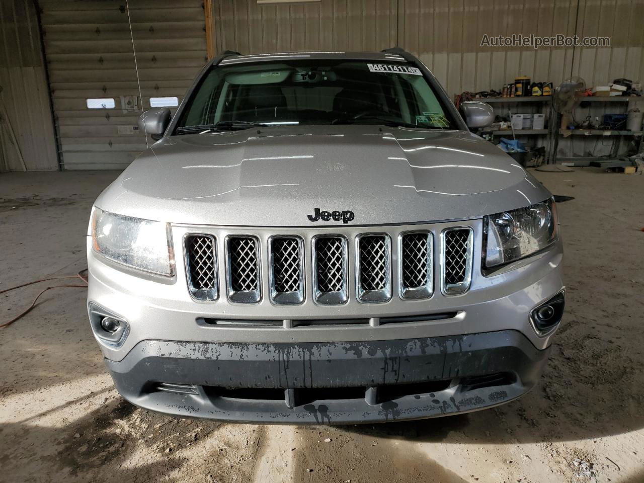 2016 Jeep Compass Latitude Silver vin: 1C4NJDEB5GD697852