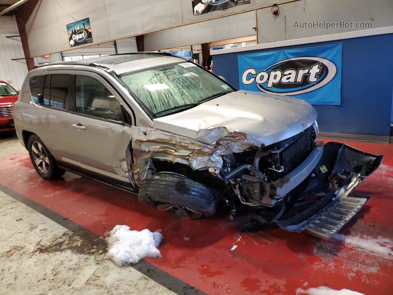 2016 Jeep Compass Latitude Silver vin: 1C4NJDEB5GD723818