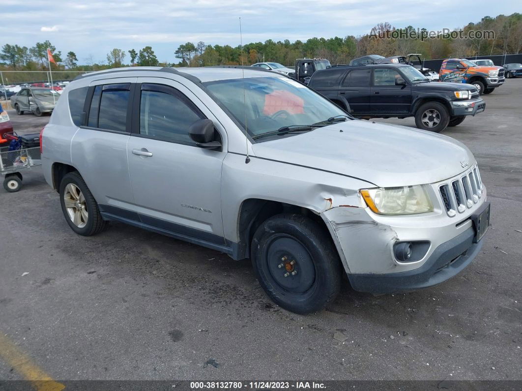 2013 Jeep Compass Latitude Silver vin: 1C4NJDEB6DD234758