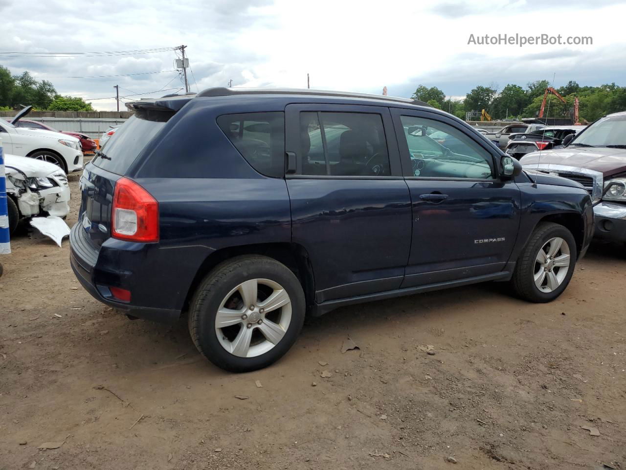 2013 Jeep Compass Latitude Blue vin: 1C4NJDEB6DD279828