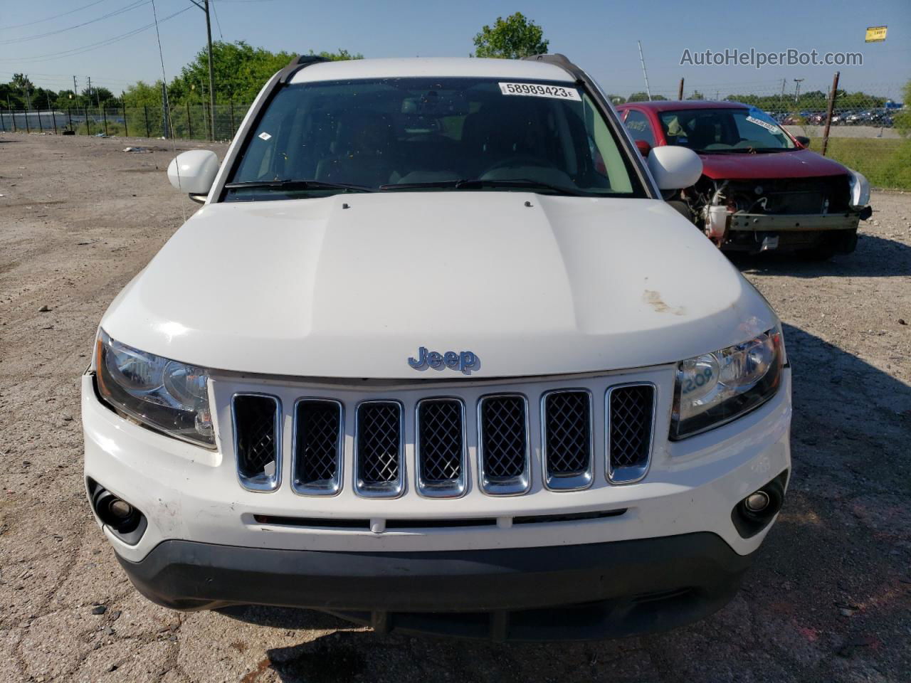 2016 Jeep Compass Latitude White vin: 1C4NJDEB6GD663371