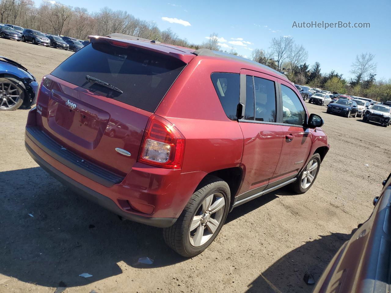 2013 Jeep Compass Latitude Red vin: 1C4NJDEB7DD263637