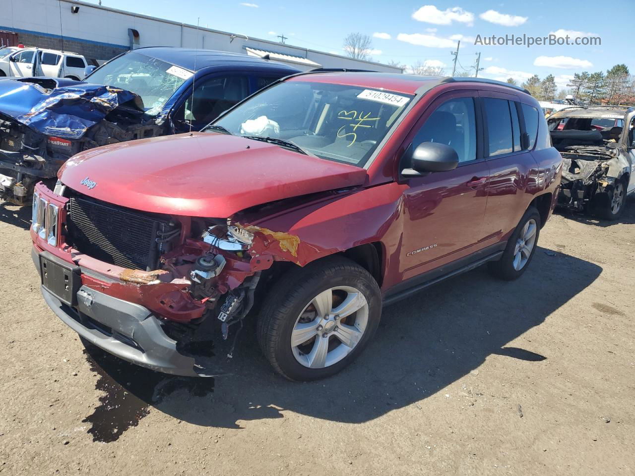 2013 Jeep Compass Latitude Красный vin: 1C4NJDEB7DD263637