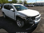 2016 Jeep Compass Latitude White vin: 1C4NJDEB7GD662908