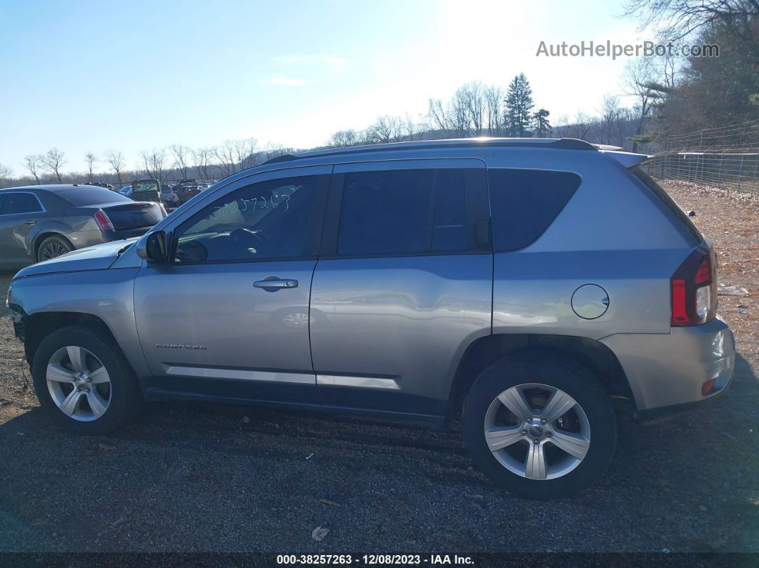 2016 Jeep Compass Latitude Серый vin: 1C4NJDEB7GD663203