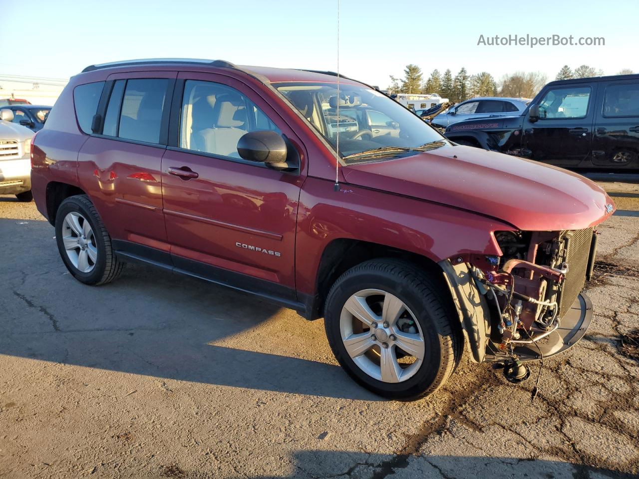 2013 Jeep Compass Latitude Maroon vin: 1C4NJDEB8DD248497