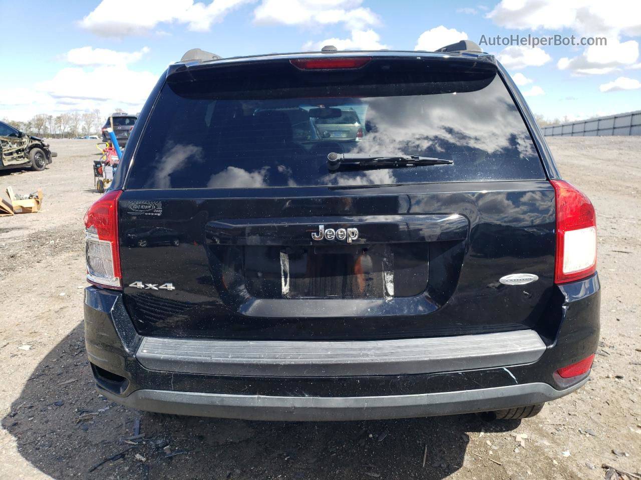 2013 Jeep Compass Latitude Black vin: 1C4NJDEB8DD253411