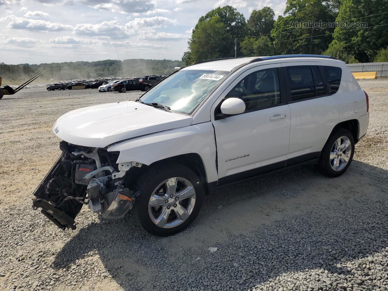 2014 Jeep Compass Latitude White vin: 1C4NJDEB8ED765672