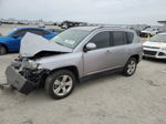 2016 Jeep Compass Latitude Gray vin: 1C4NJDEB8GD617282