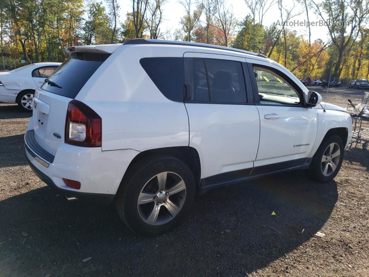 2016 Jeep Compass Latitude White vin: 1C4NJDEB8GD708245