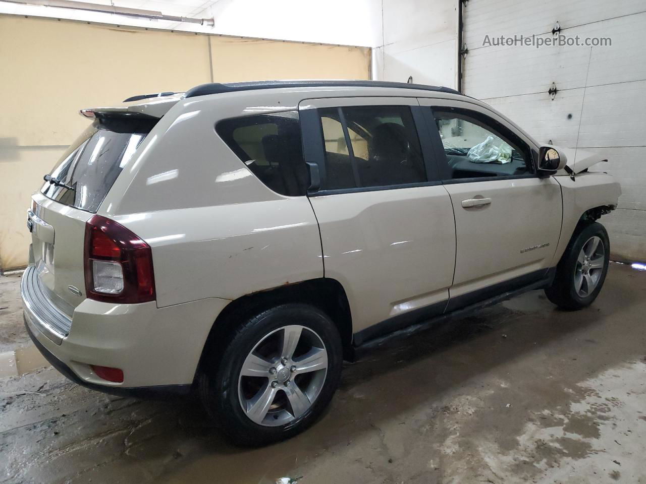 2016 Jeep Compass Latitude Tan vin: 1C4NJDEB8GD768557