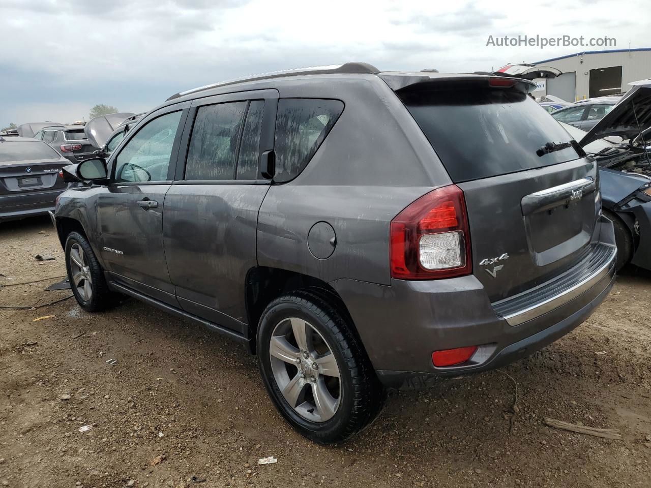 2016 Jeep Compass Latitude Gray vin: 1C4NJDEB9GD729492