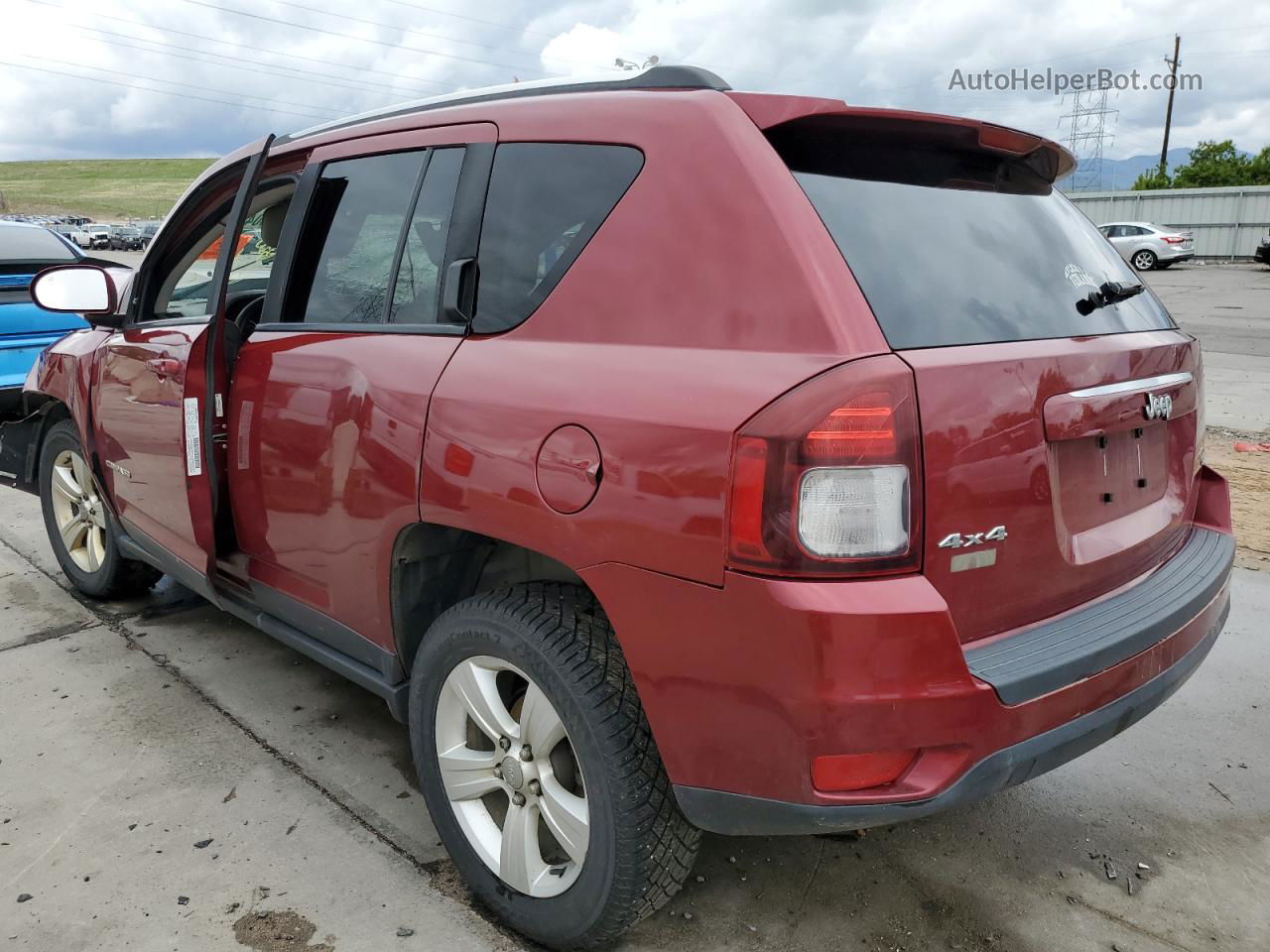 2014 Jeep Compass Latitude Burgundy vin: 1C4NJDEBXED641967