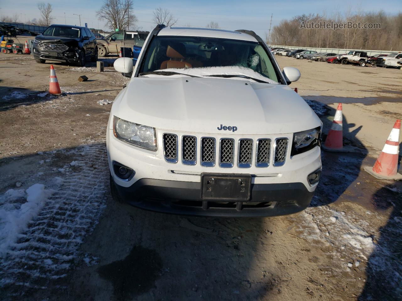 2016 Jeep Compass Latitude Белый vin: 1C4NJDEBXGD572362