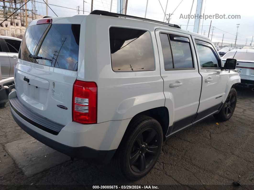 2014 Jeep Patriot Altitude Белый vin: 1C4NJPBA0ED814196