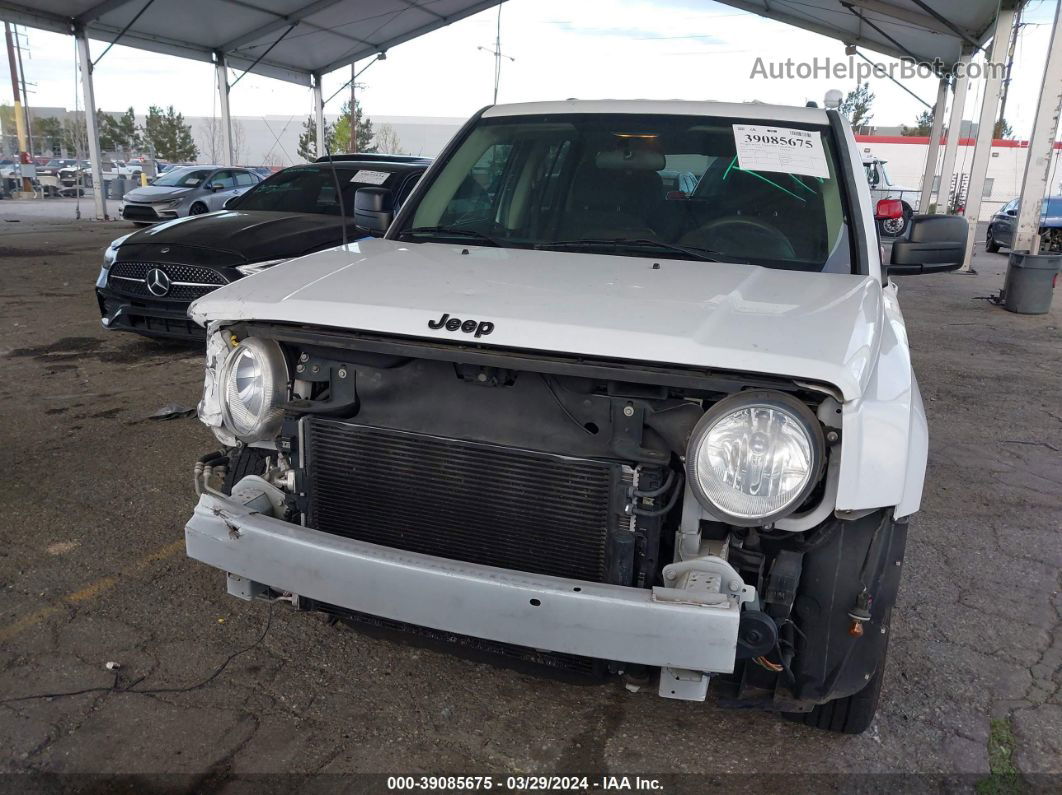 2014 Jeep Patriot Altitude White vin: 1C4NJPBA0ED814196