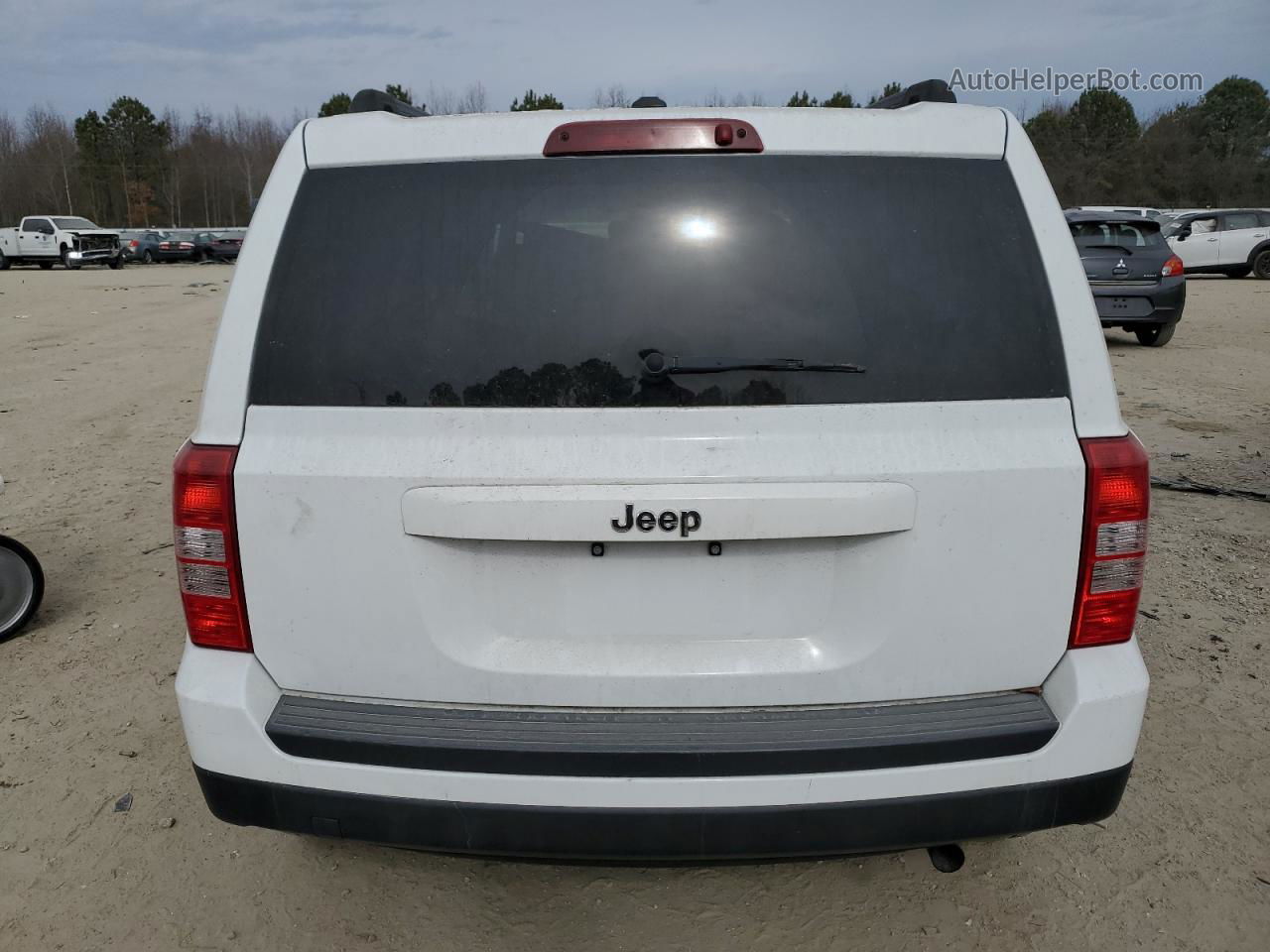 2016 Jeep Patriot Sport Белый vin: 1C4NJPBA2GD621938