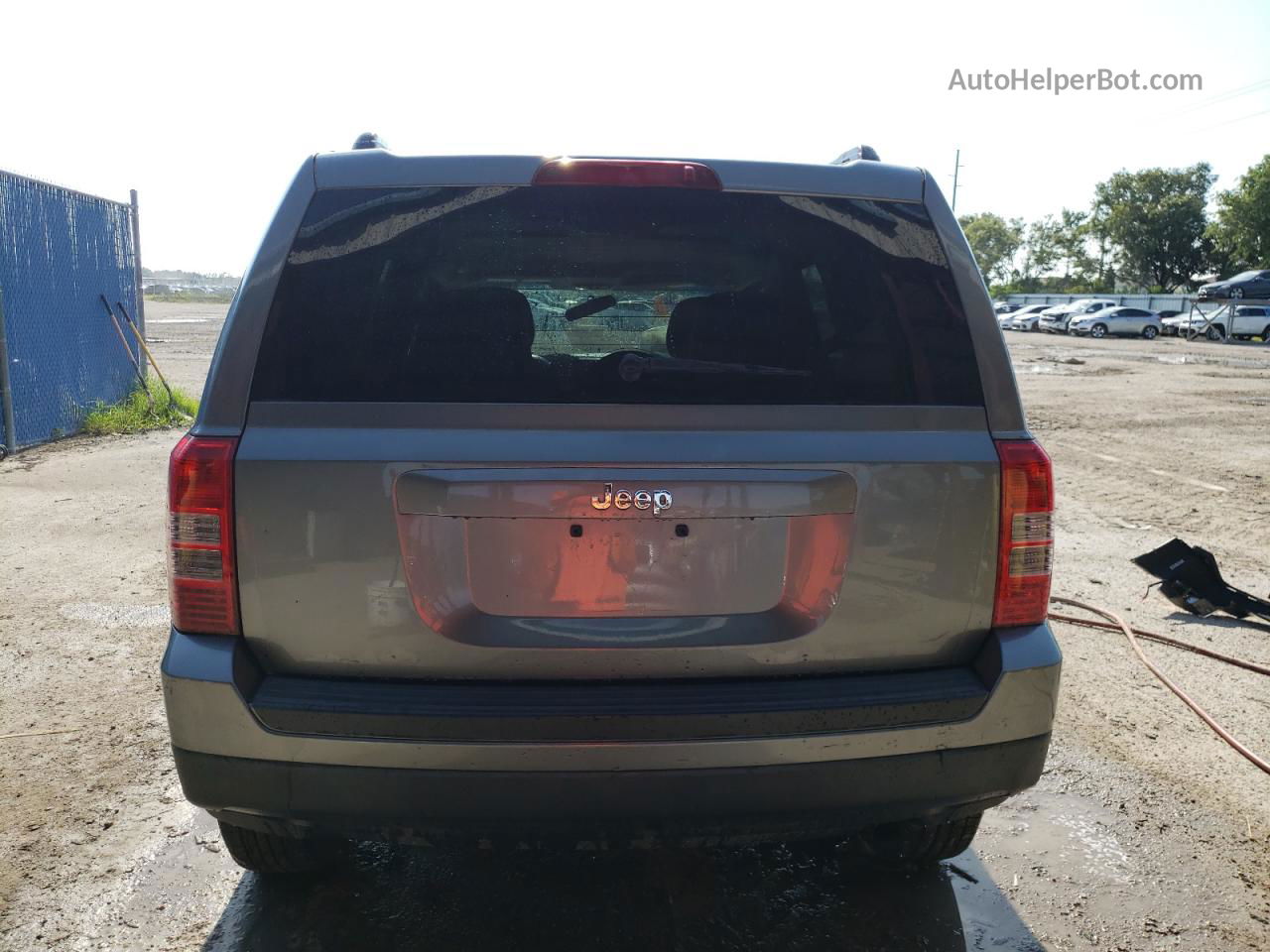 2012 Jeep Patriot Sport Gray vin: 1C4NJPBA9CD585952