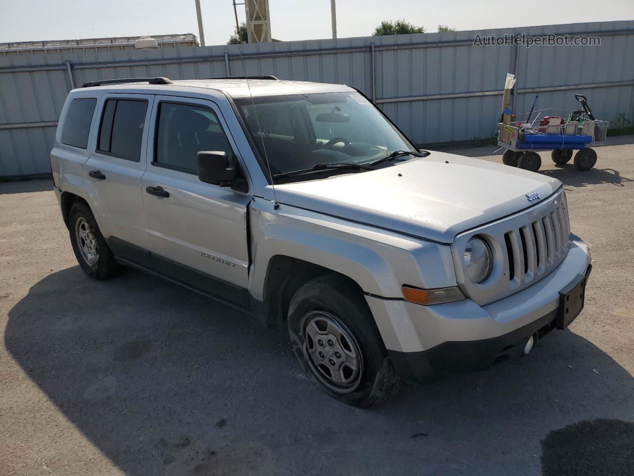 2012 Jeep Patriot Sport Серебряный vin: 1C4NJPBB5CD590882