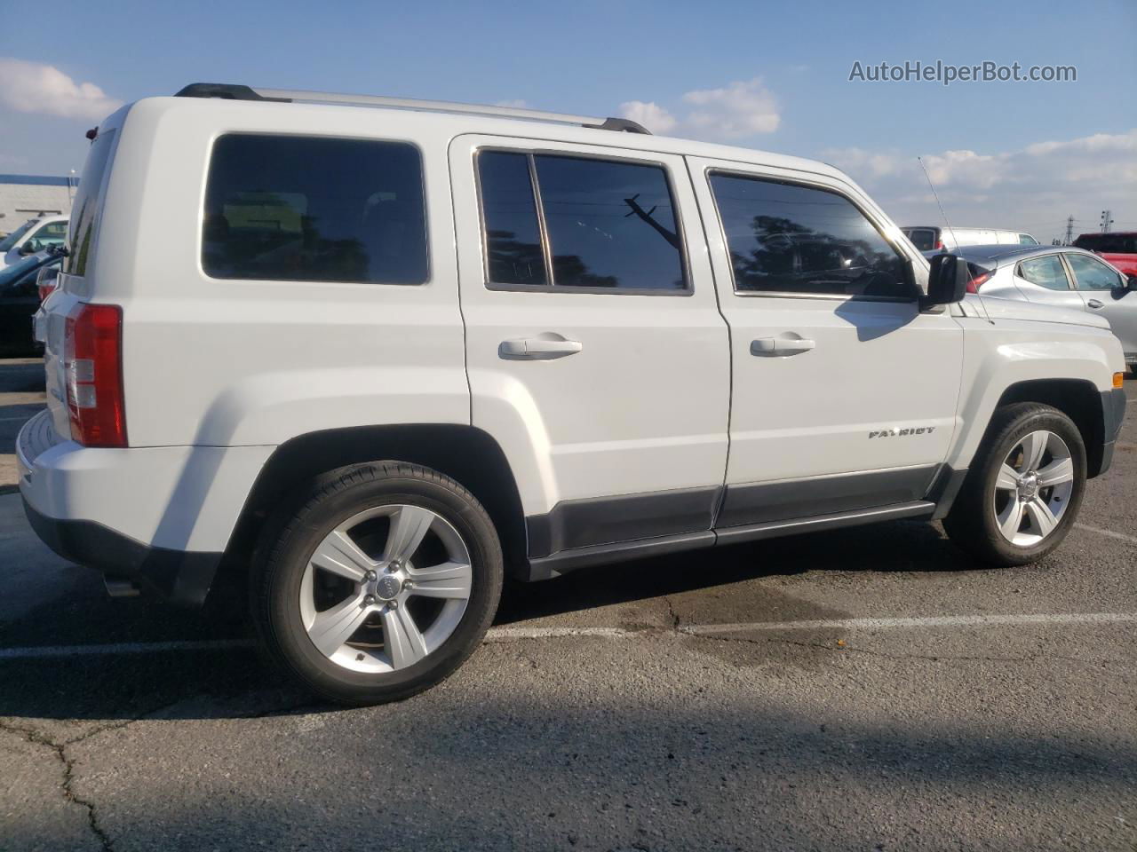 2014 Jeep Patriot Limited White vin: 1C4NJPCB9ED805570