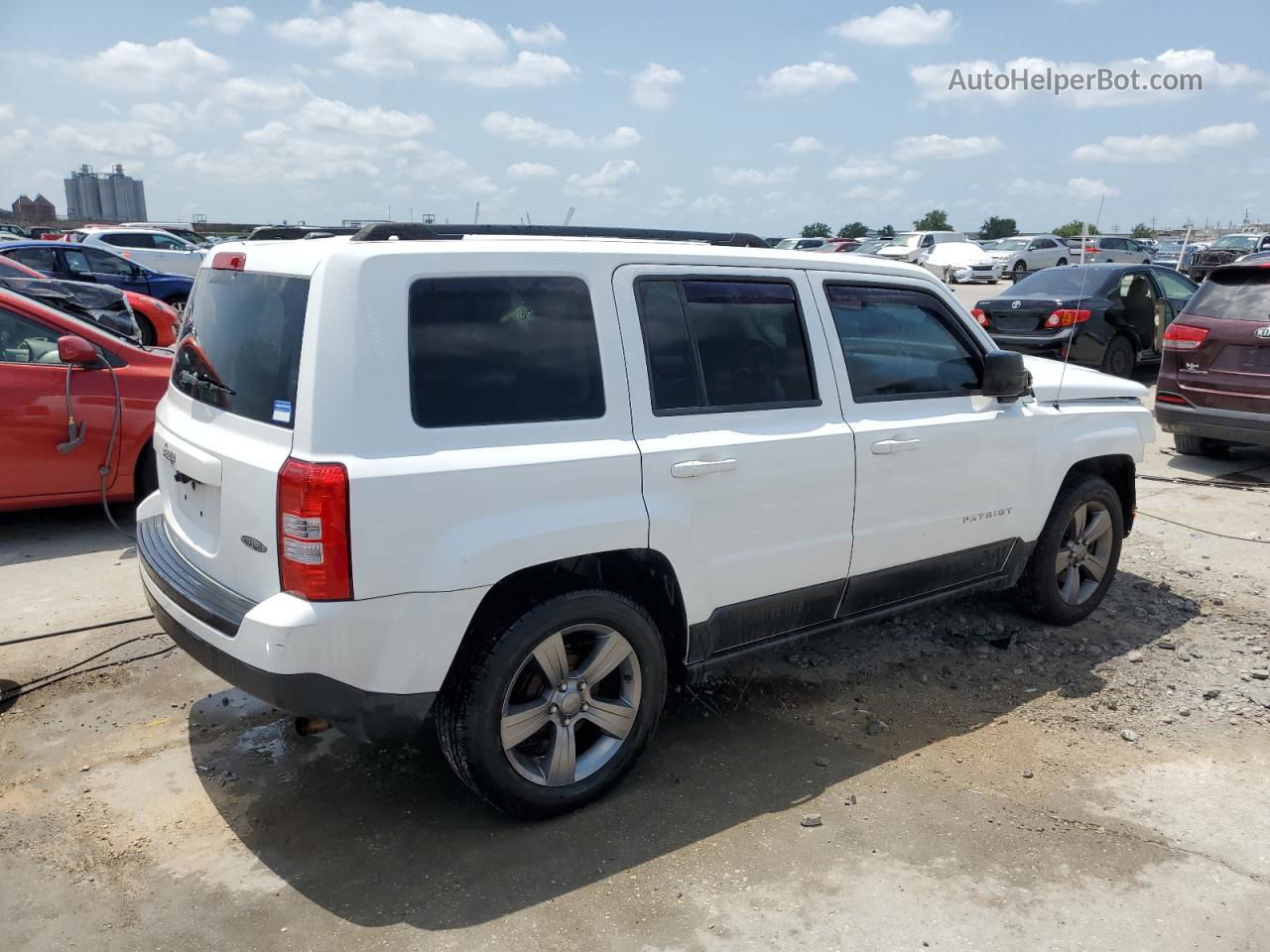 2014 Jeep Patriot Latitude White vin: 1C4NJPFA0ED671292