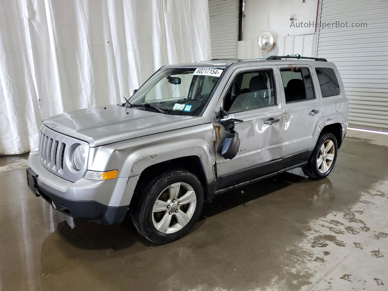 2016 Jeep Patriot Latitude Silver vin: 1C4NJPFA0GD794531