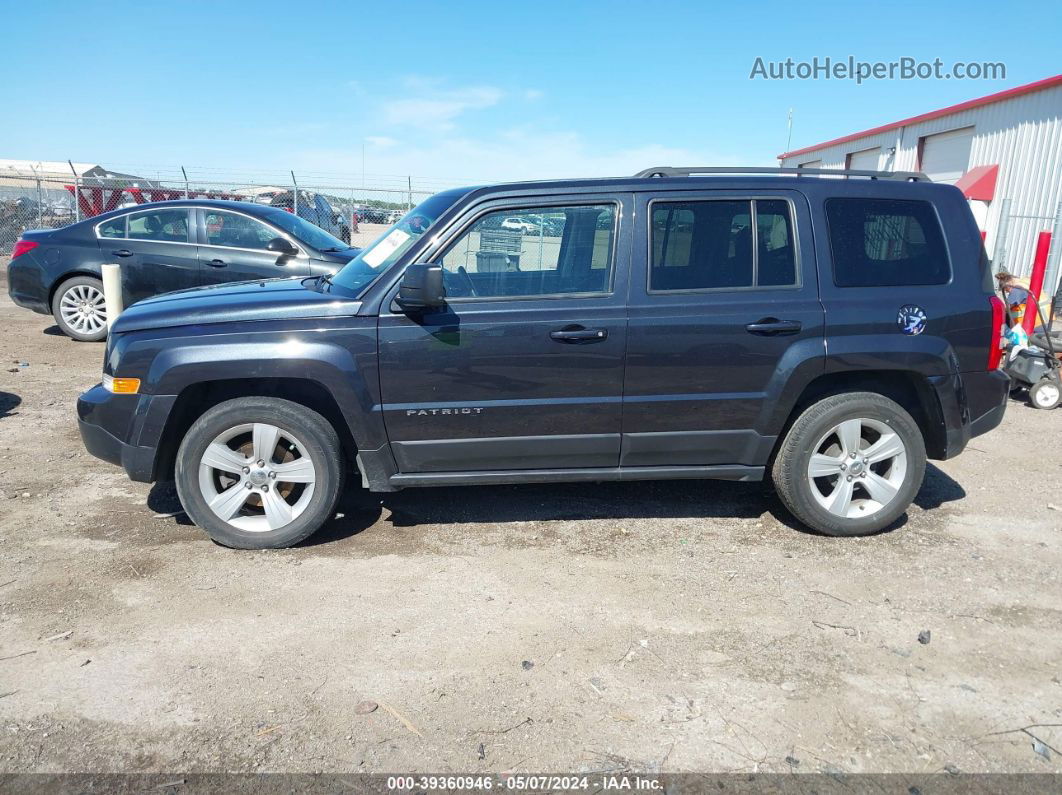 2016 Jeep Patriot Latitude Черный vin: 1C4NJPFA1GD590790