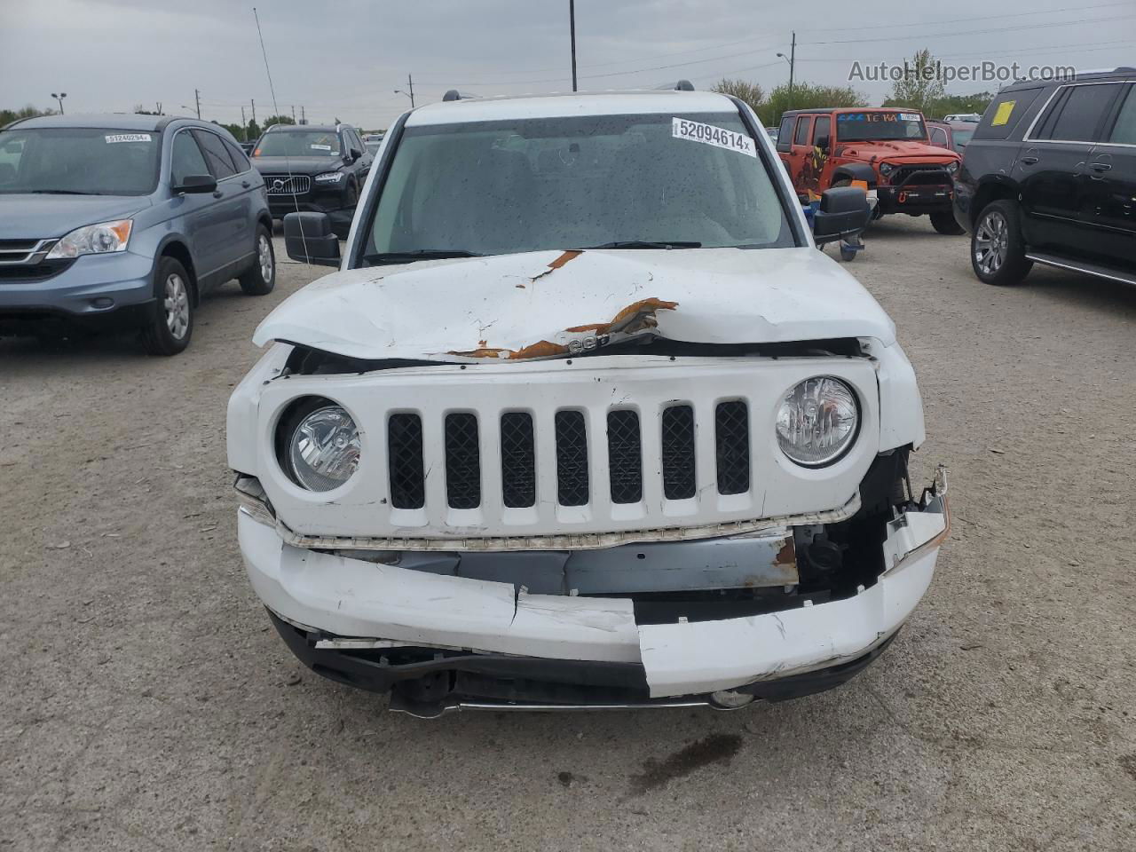 2016 Jeep Patriot Latitude Белый vin: 1C4NJPFA2GD561332