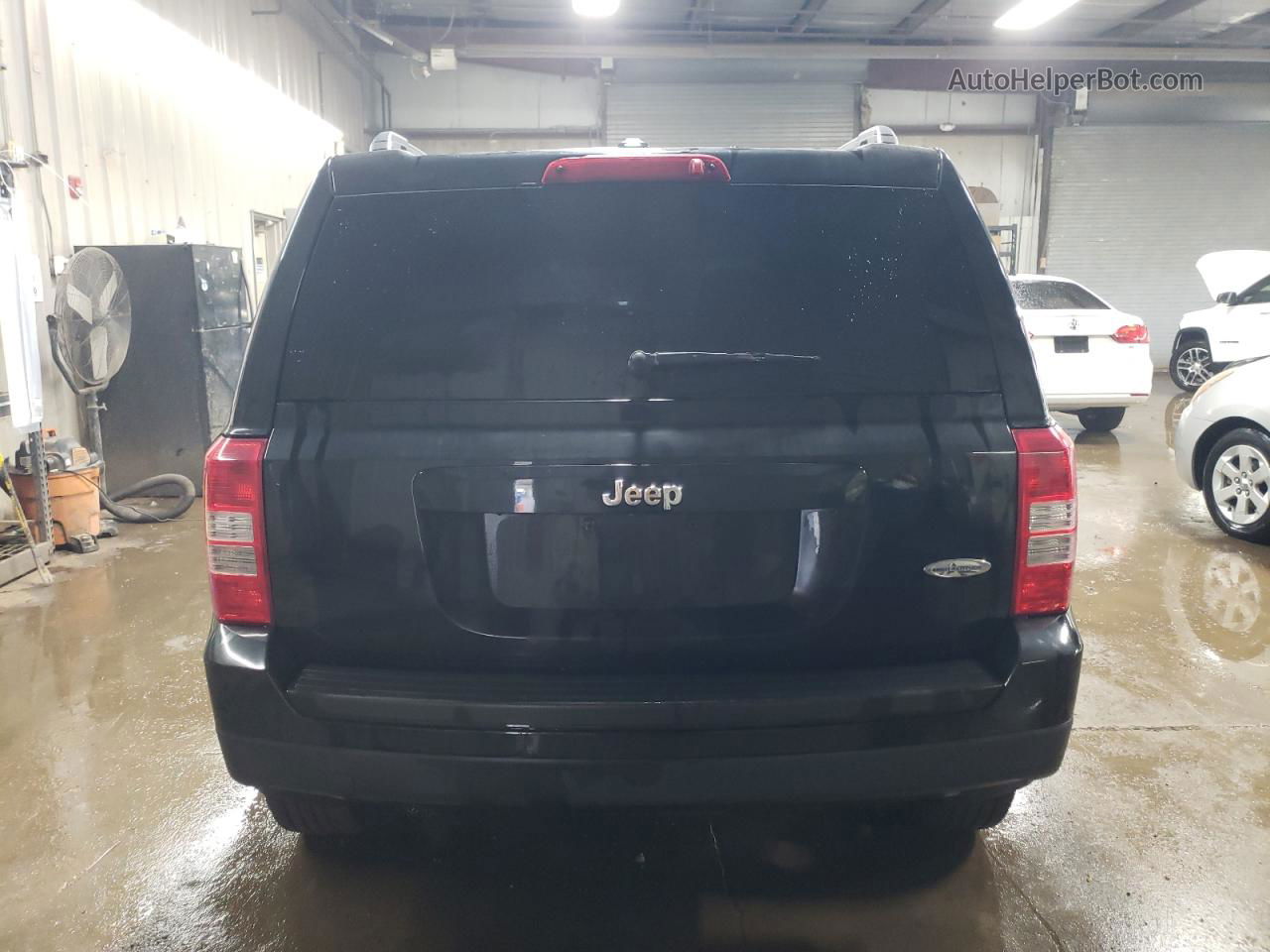 2014 Jeep Patriot Latitude Black vin: 1C4NJPFA3ED887900