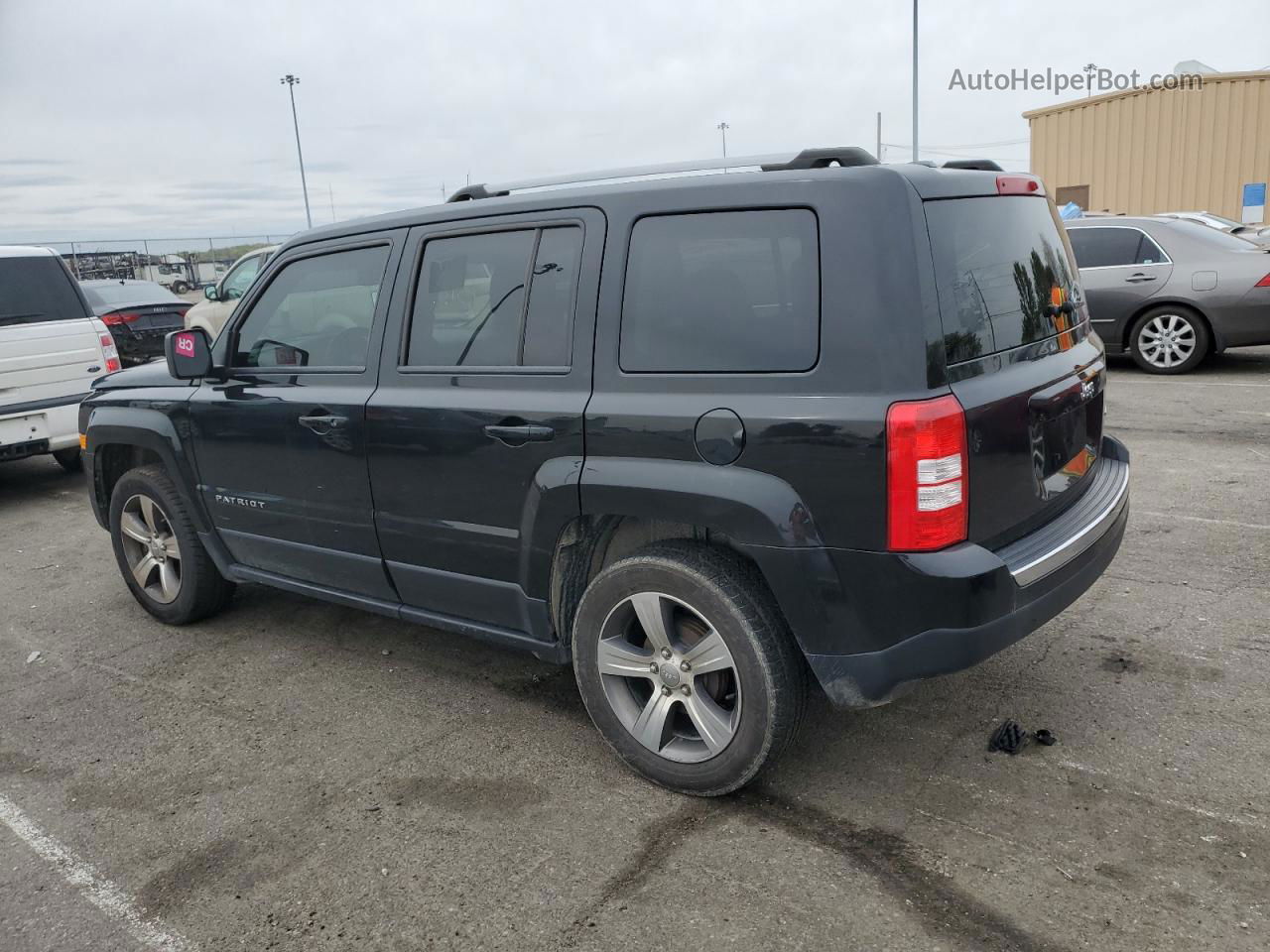 2016 Jeep Patriot Latitude Black vin: 1C4NJPFA3GD748451