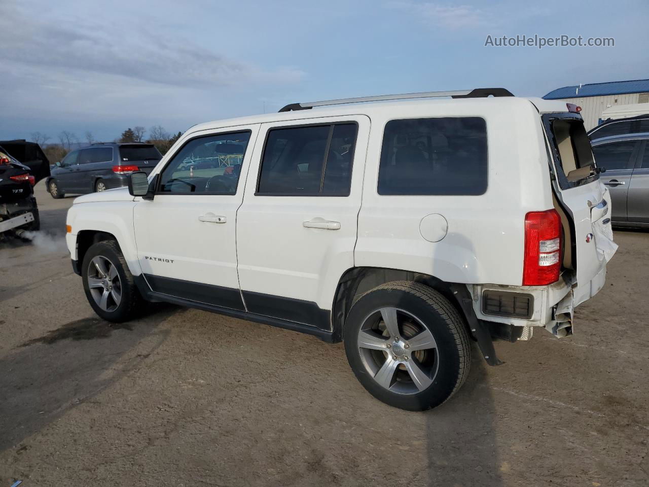 2016 Jeep Patriot Latitude Белый vin: 1C4NJPFA4GD528493