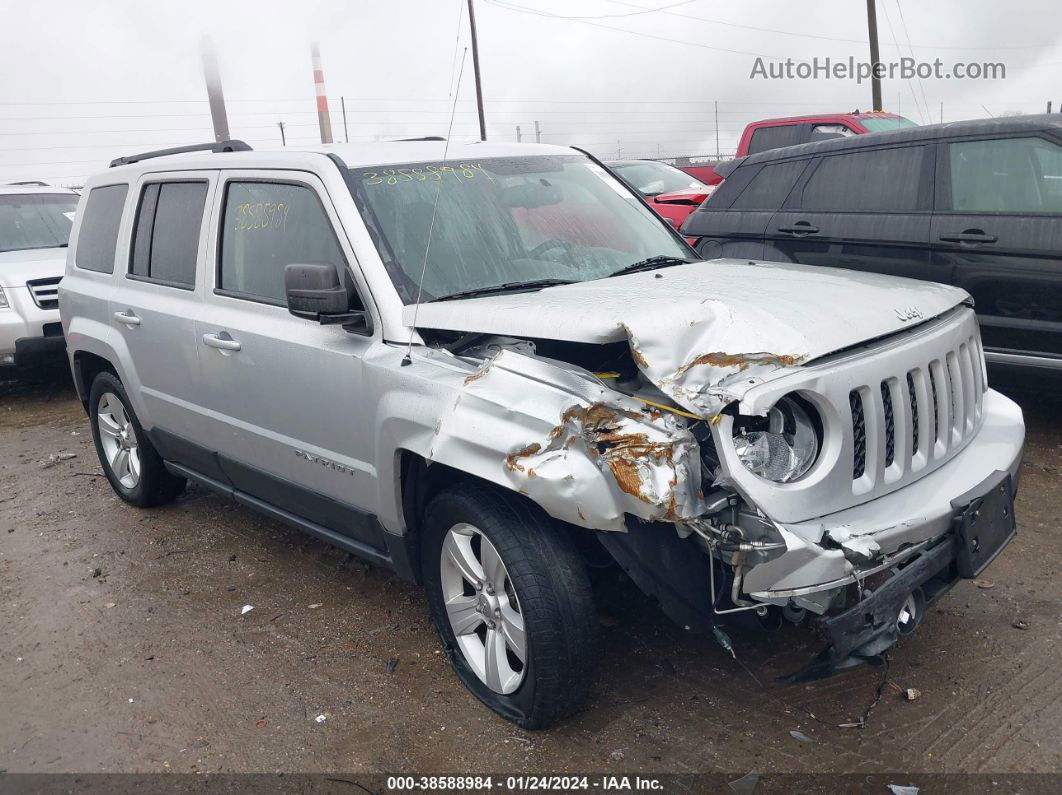 2014 Jeep Patriot Latitude Silver vin: 1C4NJPFA5ED559331