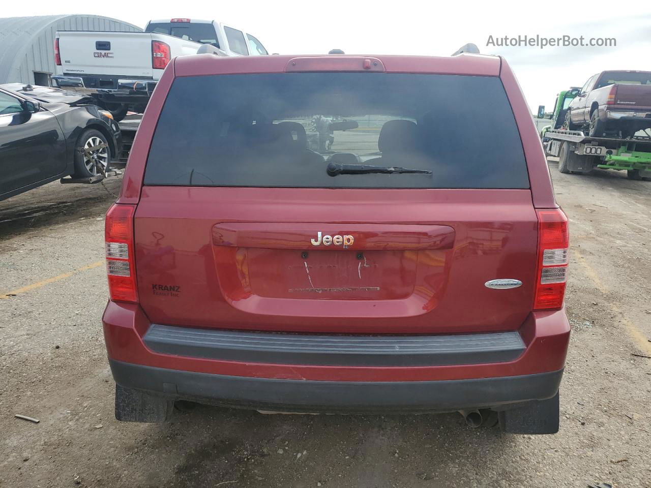 2014 Jeep Patriot Latitude Red vin: 1C4NJPFA5ED699895