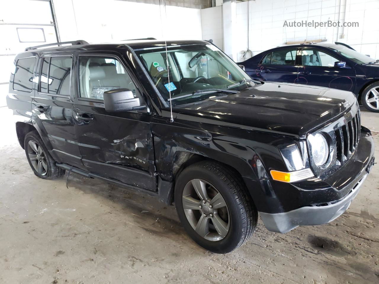 2014 Jeep Patriot Latitude Черный vin: 1C4NJPFA5ED785711